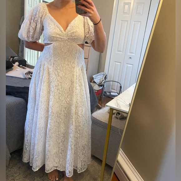 Abercrombie & Fitch White Lace Dress - mordernwear.com Abercrombie & Fitch White Lace Dress - mordernwear.com